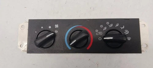 Jeep Wrangler Manual HVAC Climate Control LHD w/ A/C (1999–2005) – HVAC Replacement Part