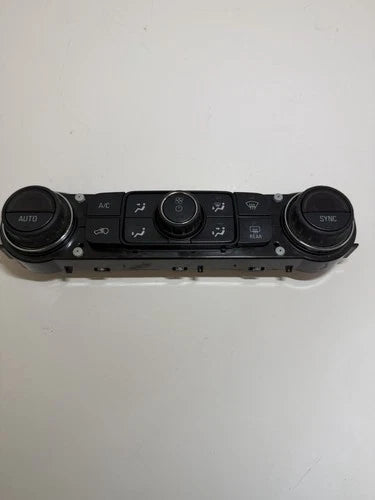 GMC Denali Temperature Control Module Factory (2014–2016) – Genuine OEM