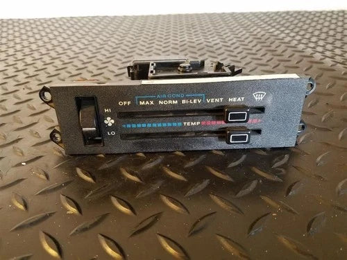 Jeep Cherokee A/C Temperature Control LHD W/ A/C (1986–1996) – Genuine OEM