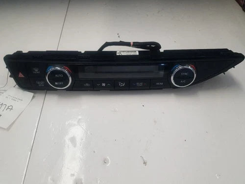 Toyota Highlander HVAC Control Component – Genuine OEM