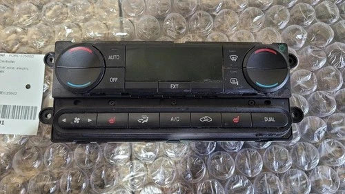 Ford F250 F350 Super Duty Automatic HVAC Climate Control (2008) – Genuine OEM