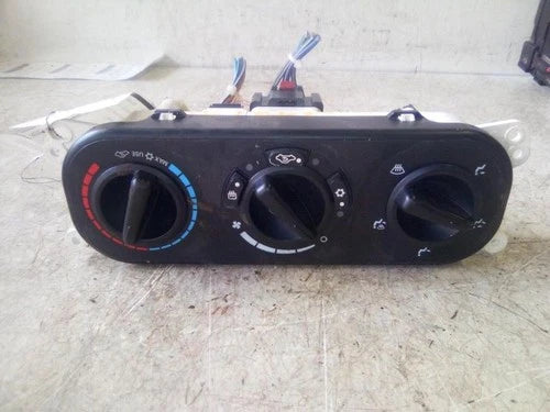 Jeep Wrangler Heater-AC Climate Control (2007–2010) – Genuine OEM