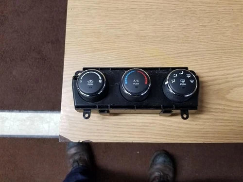 Jeep Wrangler Manual Climate HVAC Climate Control Assembly (2011–2013) – HVAC Replacement Part