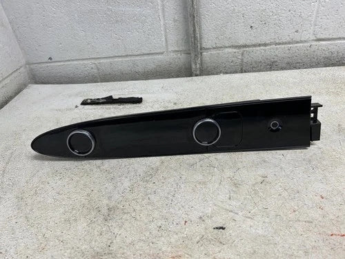 Genesis GV70 Front 3 Zone Automatic Temperature Controller (2023) – Genuine OEM