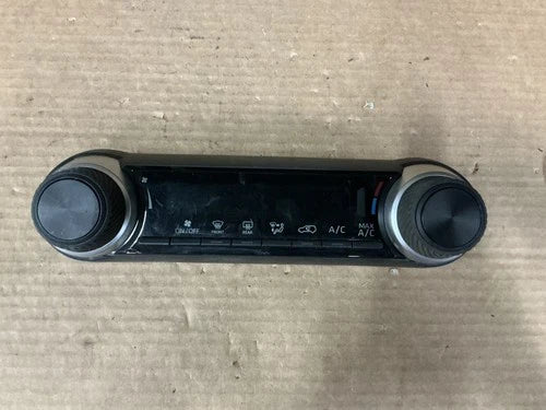 Toyota RAV4 HVAC Climate Control SWITCH (2019–2022) – Genuine OEM