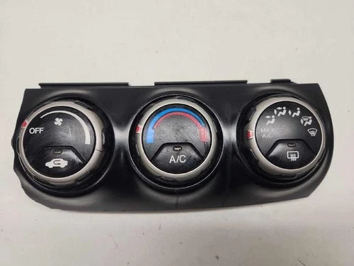 Honda CRV HVAC Climate Control (2002–2006) – Genuine OEM