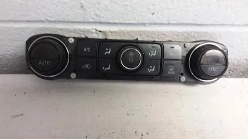 Temperature Control Fits 14-15 Silverado 1500 Pickup 717880 – Genuine OEM