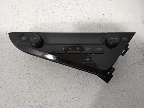 Toyota Camry HVAC Climate Control Unit (2018) – Genuine OEM