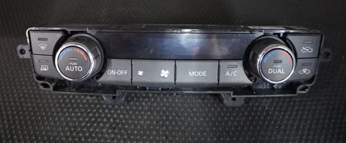 Nissan FRONTIER Climate Control (2022) – Genuine OEM