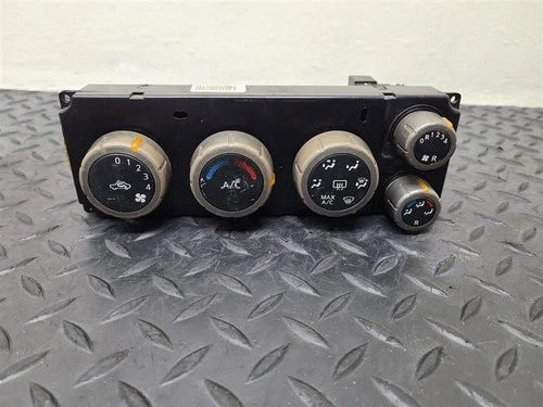 Nissan Armada Front Without Dual Zone Heater Climate Control (2004) – HVAC Replacement Part