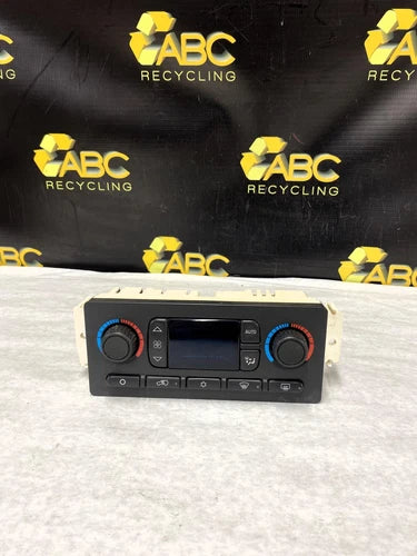 Chevy Silverado 1500 Front Climate Control Assembly (2005–2007) – Genuine OEM