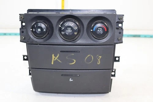 Kia Sorento HVAC Climate Control w/ Dash Storage Astray (2003–2006) – Genuine OEM