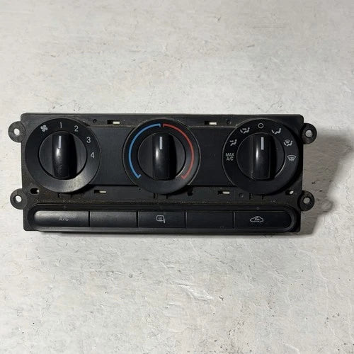 Ford F-150 HVAC Climate Control Temperature Fan Rear Defroster (2007) – HVAC Replacement Part | Ref SKU-6384
