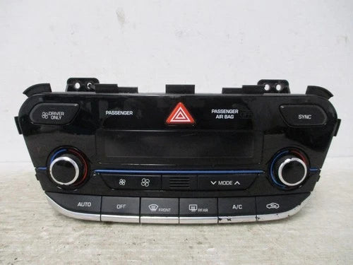 Hyundai Ioniq Heater Climate Control Unit 97250-G2070 (2017–2019) – Genuine OEM