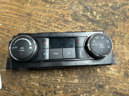 Dodge RAM 2500 Series (automatic temperature control) A/C Heater (2010–2012) – Genuine OEM