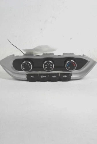 Kia Rio Manual HVAC Climate Control Temperature Control (2012–2015) – Genuine OEM