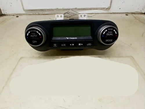 Hyundai Tucson A/C Heater Automatic Temperature Control (2010–2013) – Genuine OEM