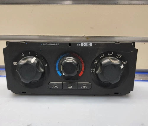Nissan PATHFINDER FRONTIER HVAC Climate Control (2005–2012) – Genuine OEM