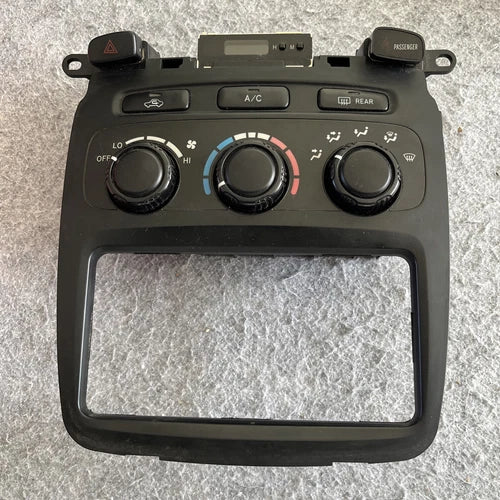 Toyota Highlander Manual Temperature Control A/C Heat 84010-48091 (2001–2007) – Genuine OEM