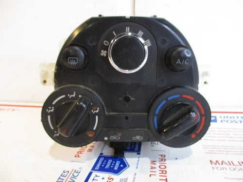 Nissan Versa HVAC Climate Control Temperature Fan Rear Defroster (2015) – HVAC Replacement Part