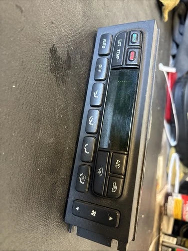 Ford F250 F350 AT HVAC Climate Control (2005–2007) – Genuine OEM