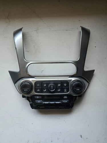 Suburban Tahoe Climate Control Temperature Air A/C Heater 23251607 (2015–2018) – Genuine OEM