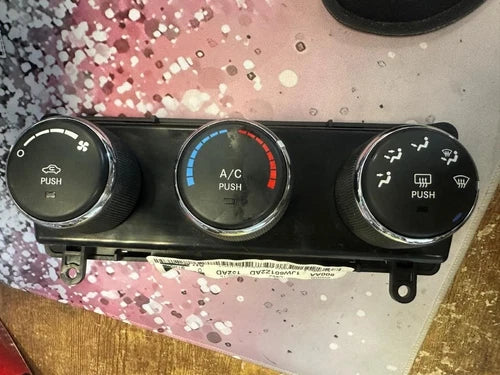 Jeep Compass Manual HVAC Climate Control (2010) – Genuine OEM