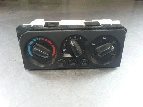 Subaru Forester A/C Heater Manual Temperature Control Assembly (2003–2008) – Genuine OEM