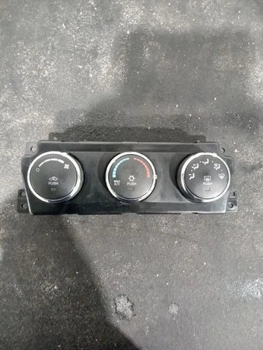 Dodge RAM 1500 A/C w/o dual zone Heater Climate Control (2011–2012) – Genuine OEM