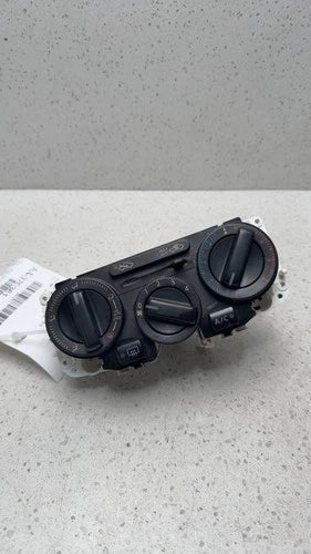 Nissan VERSA Heater A/c Control Climate Control (2007–2012) – Genuine OEM