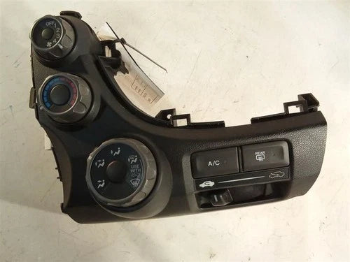 Honda Fit HVAC Climate Control Asssembly (2009–2014) – Genuine OEM