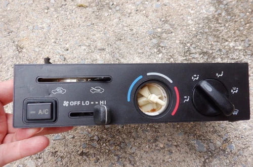 Manual HVAC Climate Control 96 97 98 99 00 01 02 Toyota 4Runner – HVAC Replacement Part