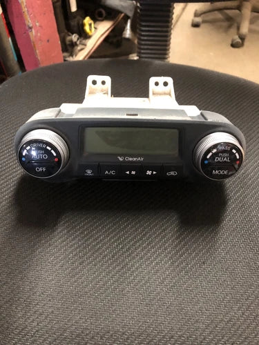 Hyundai Tucson HVAC Climate Control Automatic Used (2010–2013) – HVAC Replacement Part