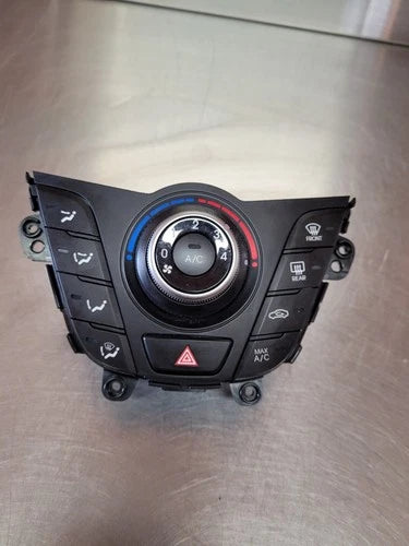 Hyundai Veloster Manual HVAC Climate Control (2012–2017) – Genuine OEM | Ref SKU-9660