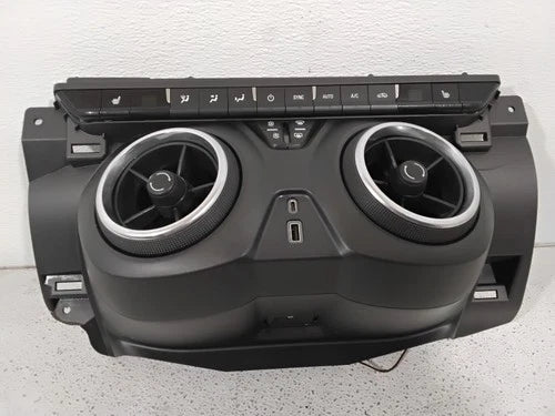 Chevy Blazer HVAC Climate Control Unit (2019) – Genuine OEM