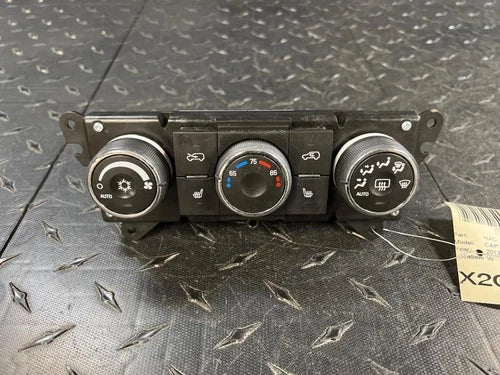 Chevrolet Captiva Sport Auto Temperature Control Opt KA1 23111247 (2013–2015) – HVAC Replacement Part