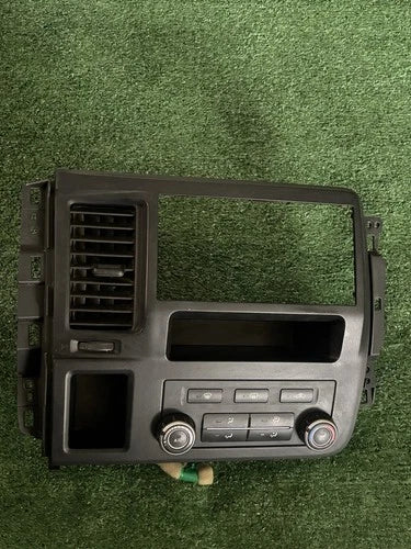 Nissan NV 2500 HVAC Climate Control Unit (2015–2019) – Genuine OEM