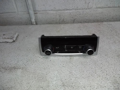 BMW 750i Rear Dual Zone Automatic Temperature Controller (2020) – Genuine OEM