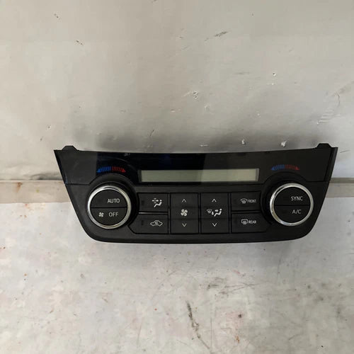 Toyota RAV4 HVAC Climate Control (2016) – Genuine OEM