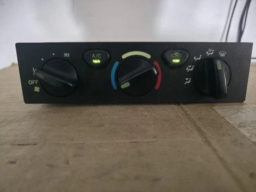 Toyota Tacoma 01-02 4Runner A/C Heater Control Climate Controller (2001–2004) – Genuine OEM