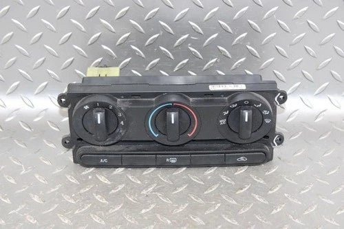 Ford Mustang HVAC Climate Control (2005–2009) – Genuine OEM