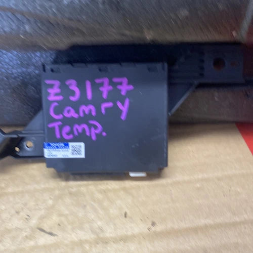 12 Toyota CAMRY Climate Control MODULE 88650-06530 – Genuine OEM