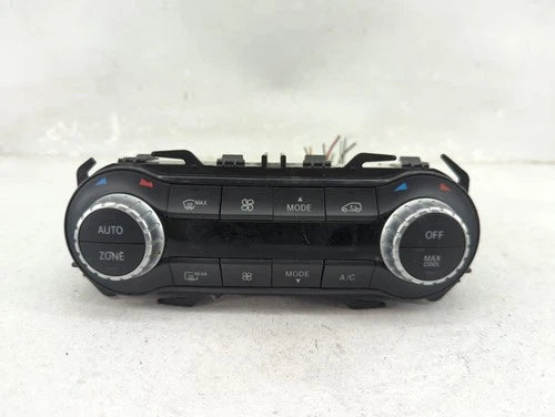 Mercedes Gla250 HVAC Climate Control Temperature – Genuine OEM