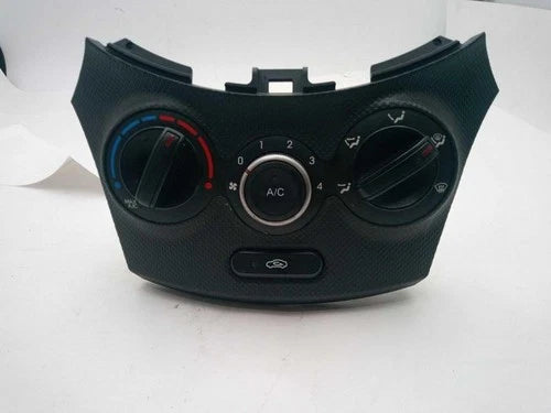 Hyundai Accent Manual HVAC Climate Control Climate (2015–2017) – Genuine OEM | Ref SKU-11404