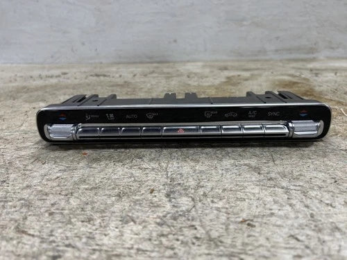Mercedes-Benz GLS450 Front Automatic Temperature Controller (2021) – Genuine OEM