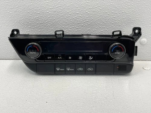 Hyundai Elantra HVAC Climate Control Switch 1676 (2024–2026) – Genuine OEM