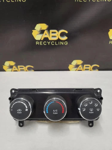 Jeep Patriot Manual Climate Control ID 55111278AD (2011–2017) – Genuine OEM