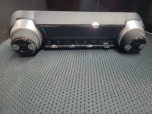 Toyota RAV4 HVAC Temperature Control Panel Module (2019–2023) – Genuine OEM