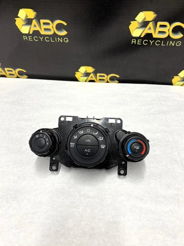Ford Fiesta Climate Control ID D2BT 19980 AE (2014–2019) – Genuine OEM