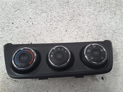 Toyota Rav4 Climate HVAC Climate Control gasoline, manual (2013–2018) – Genuine OEM